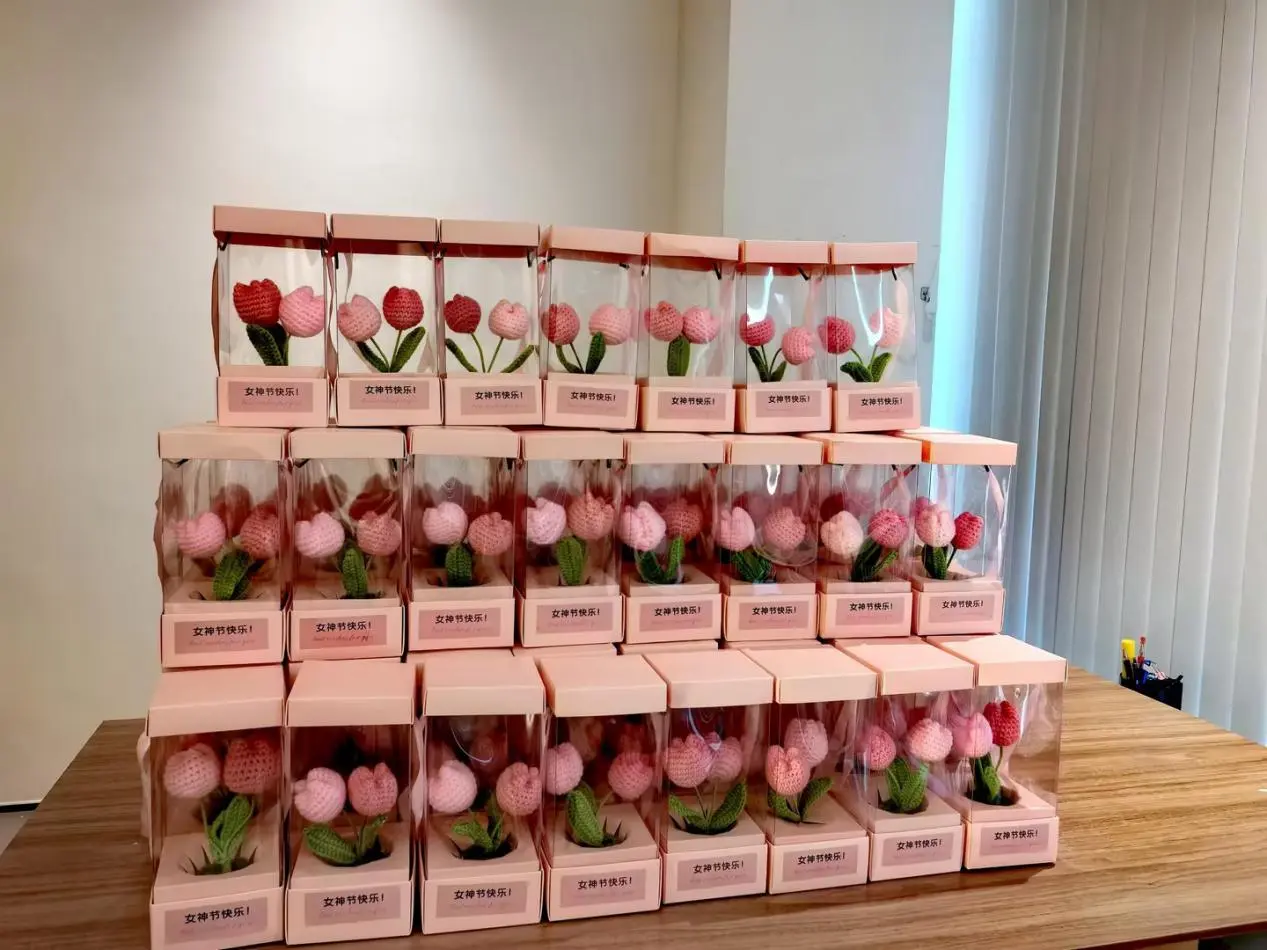 Quangong Machinery Co., Ltd. afholder hjertevarme aktiviteter for at fejre kvindernes dag og hylder 