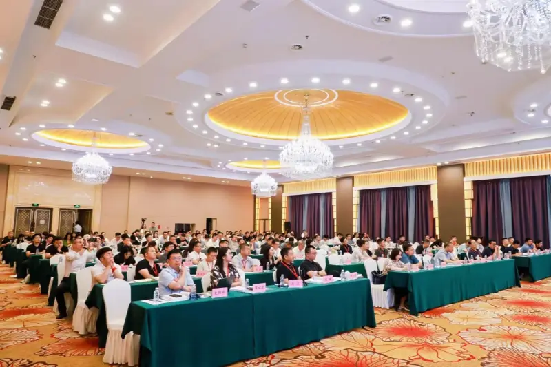 Quangong Machinery Co., Ltd. deltager i den 4. tekniske udvekslingskonference om omfattende udnyttelse af kulbaseret fast affald